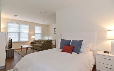 Global Luxury Suites East Boston
