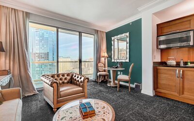 Vintage Lair at Signature