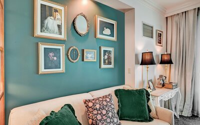 Vintage Lair at Signature