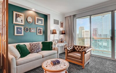 Vintage Lair at Signature