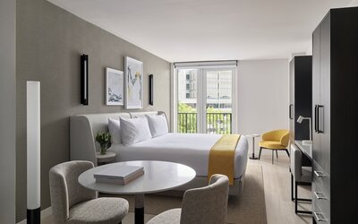 Hotel AKA Washington Circle