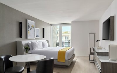 Hotel AKA Washington Circle