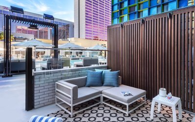 The LINQ Hotel & Casino – A Caesars Rewards Destination