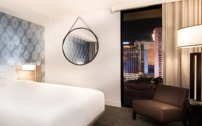 The LINQ Hotel & Casino – A Caesars Rewards Destination