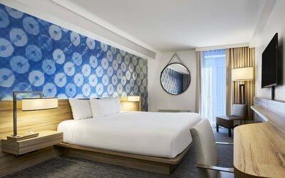 The LINQ Hotel & Casino – A Caesars Rewards Destination