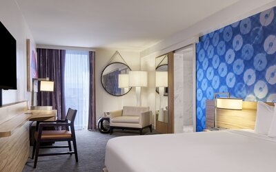 The LINQ Hotel & Casino – A Caesars Rewards Destination