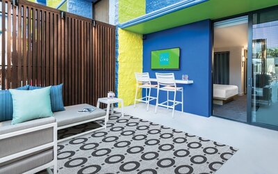 The LINQ Hotel & Casino – A Caesars Rewards Destination