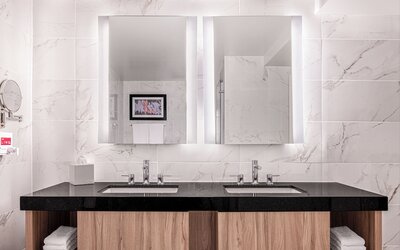 The LINQ Hotel & Casino – A Caesars Rewards Destination