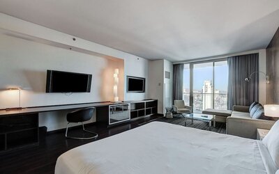 Palms Place - Strip View - High floor