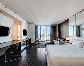Palms Place - Strip View - High floor