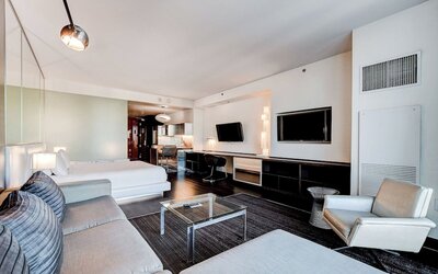 Palms Place - Strip View - High floor