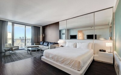 Palms Place - Strip View - High floor