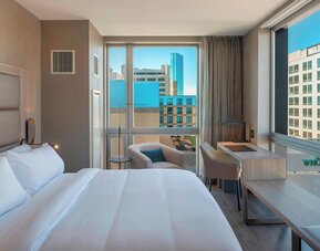 AC Hotel by Marriott Boston Downtown