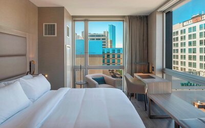 AC Hotel by Marriott Boston Downtown