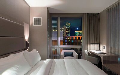 AC Hotel by Marriott Boston Downtown