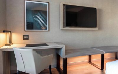 AC Hotel by Marriott Boston Downtown