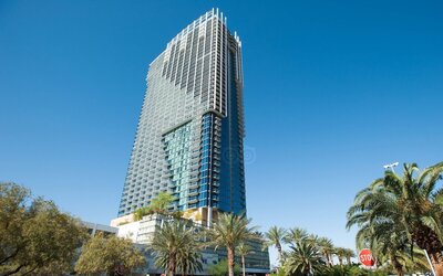 Palms Place - Strip View - High floor