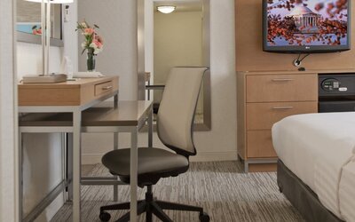 Holiday Inn Washington-Central/White House by IHG