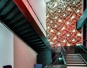 Hyatt Place Boston/Seaport District