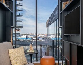 Hyatt Place Boston/Seaport District