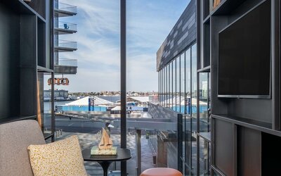 Hyatt Place Boston/Seaport District