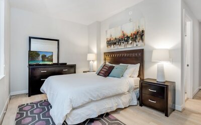 Global Luxury Suites at The White House