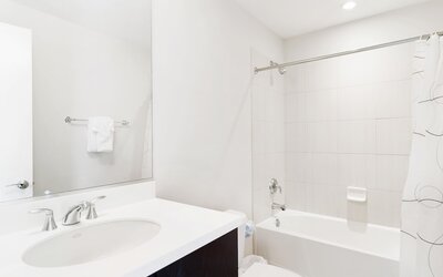 Global Luxury Suites at The White House