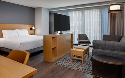 Hyatt Place Boston/Seaport District