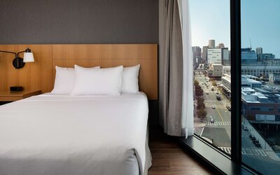Hyatt Place Boston/Seaport District