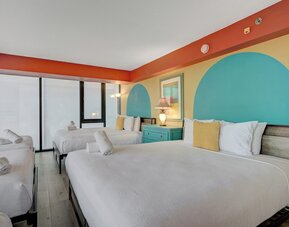 Stay Together Suites | Center Strip PH