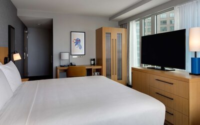 Hyatt Place Boston/Seaport District