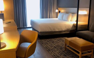 Hyatt Place Boston/Seaport District
