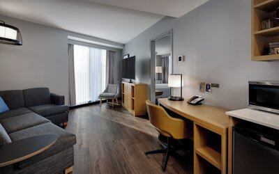 Hyatt Place Boston/Seaport District