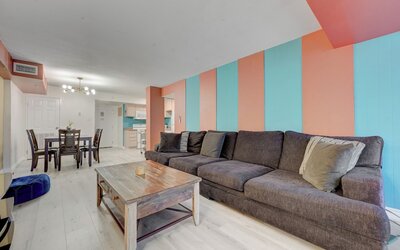 Stay Together Suites | Center Strip PH