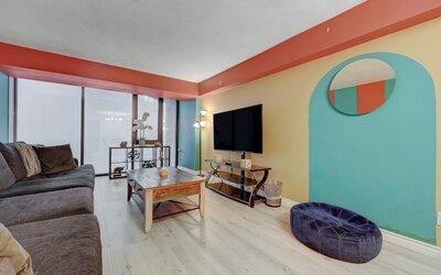 Stay Together Suites | Center Strip PH