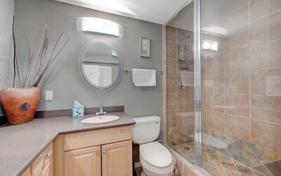 Stay Together Suites | Center Strip PH