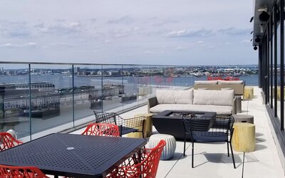 Hyatt Place Boston/Seaport District