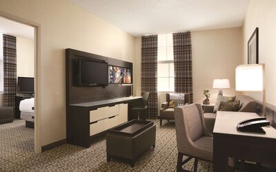 DoubleTree by Hilton Boston - Downtown