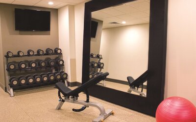 DoubleTree by Hilton Boston - Downtown