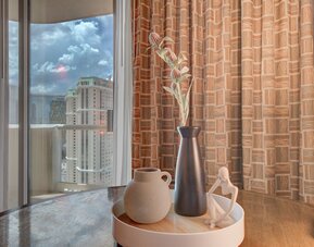 Studio 25 HIGH FLR MGM Signature Balcony