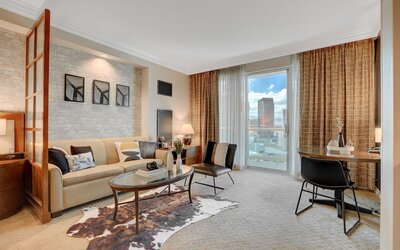 Studio 25 HIGH FLR MGM Signature Balcony