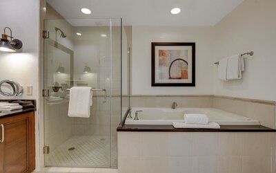 Studio 25 HIGH FLR MGM Signature Balcony