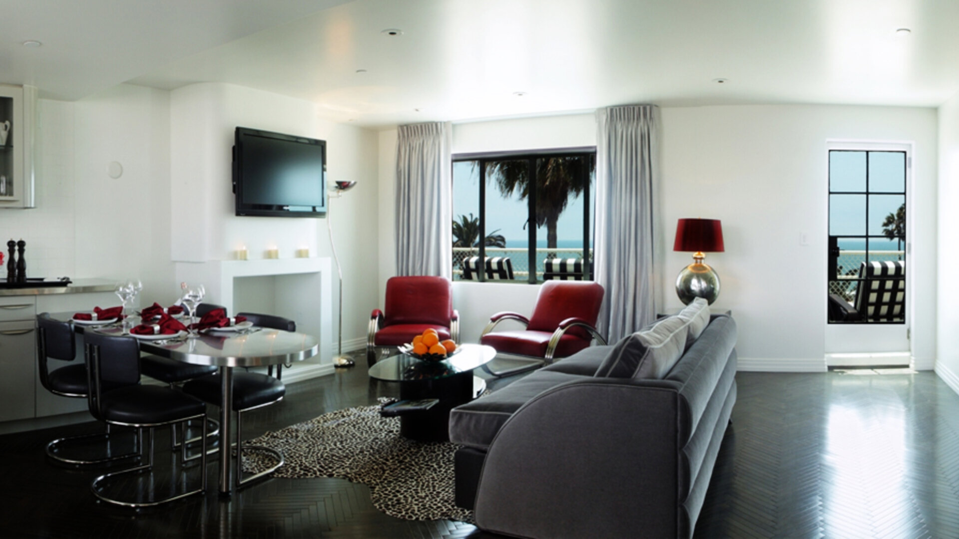 Hotel Shangri-la At The Ocean