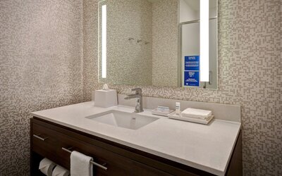 Home2 Suites by Hilton Las Vegas Convention Center