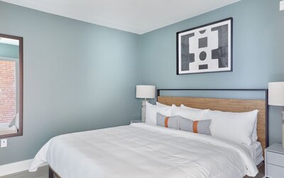 Reside Navy Yard, a Wyndham Residence
