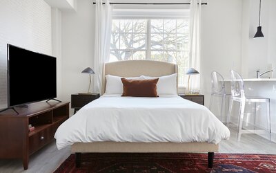 Reside Navy Yard, a Wyndham Residence