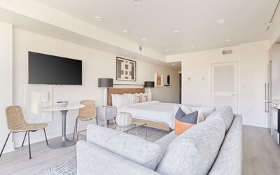 Reside Navy Yard, a Wyndham Residence