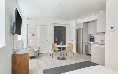 Reside Navy Yard, a Wyndham Residence