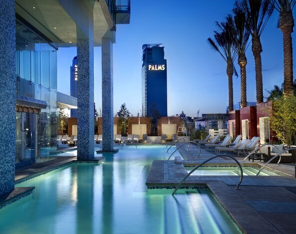 Palms Place