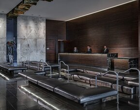 Palms Place